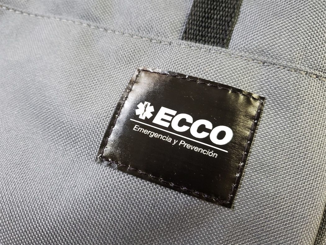 Etiqueta-ECCO-mochi-gris.jpg