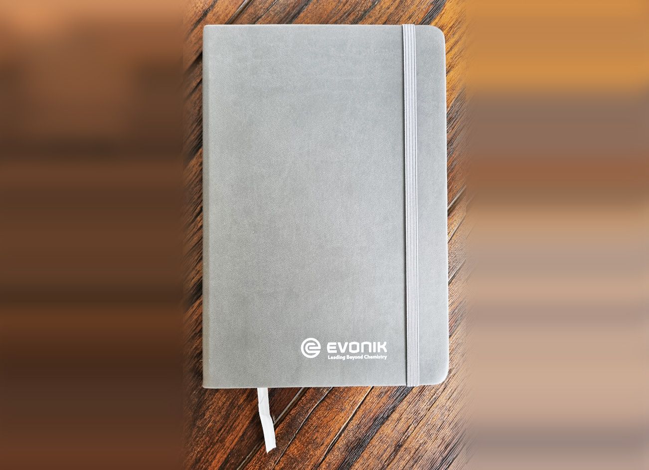 libreta-y-boligrafo-evonik-2.jpg